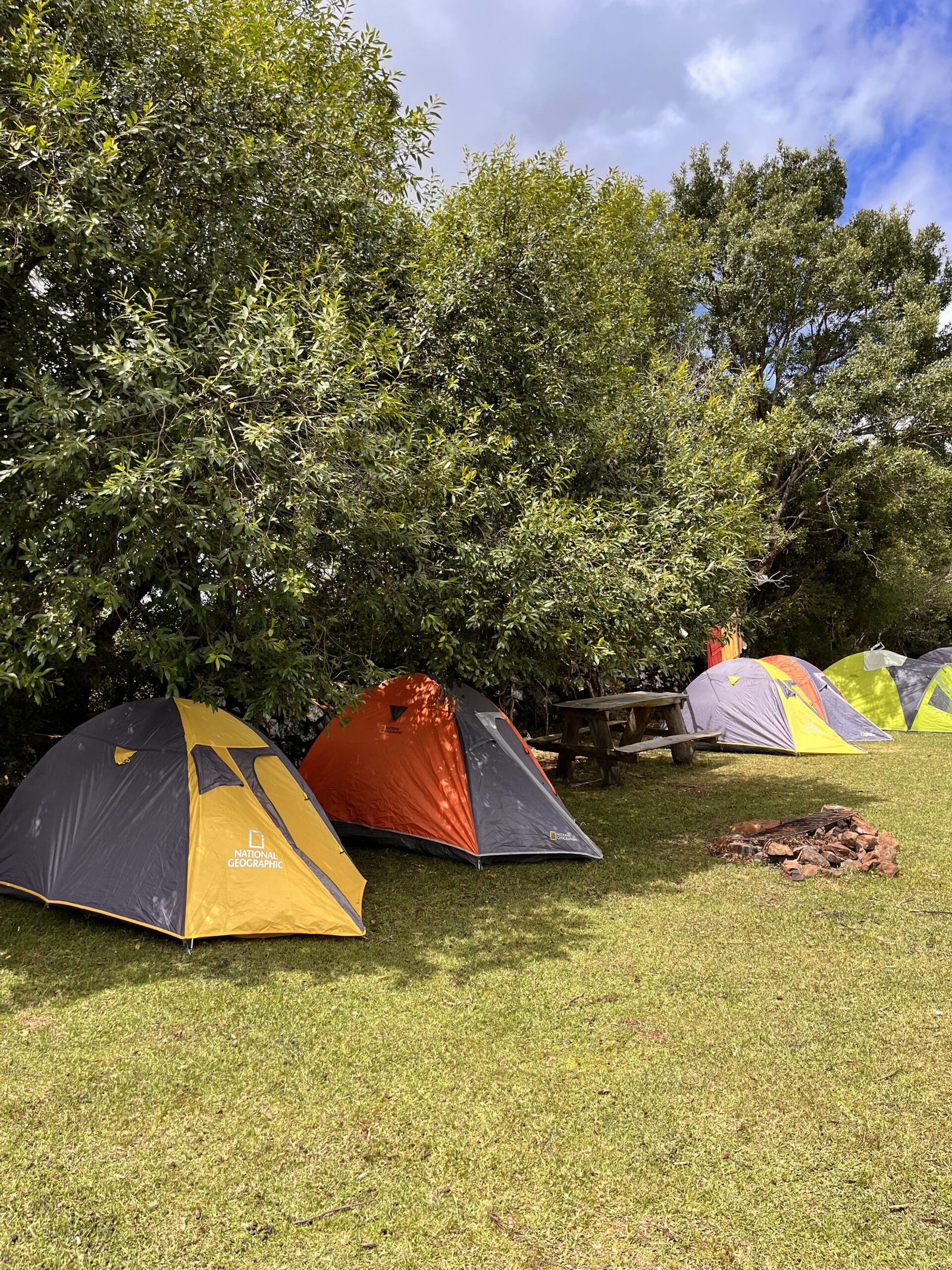 Carpas en el Camping El Gavilán